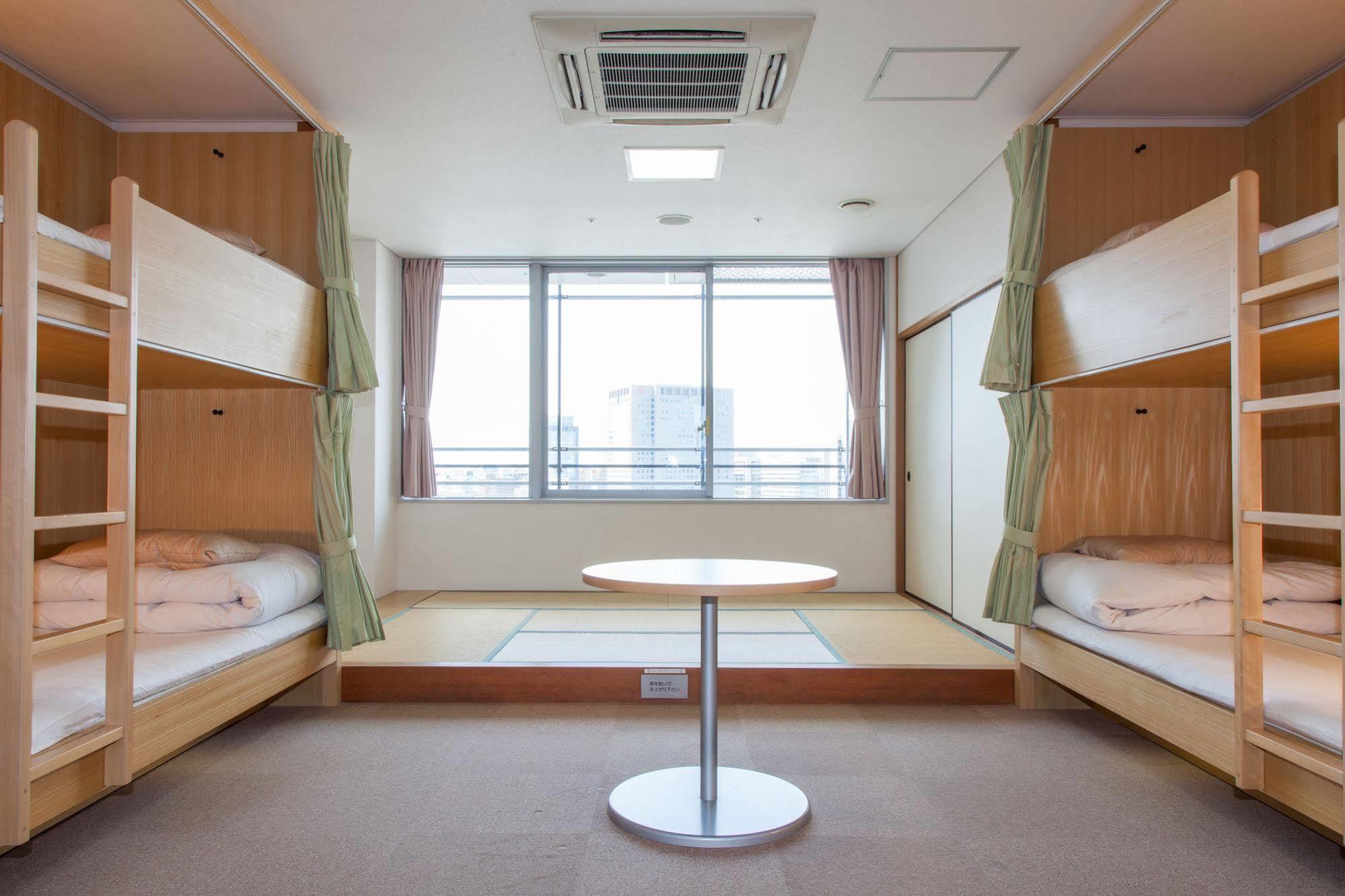 Shin-Osaka Youth Hostel Exterior photo